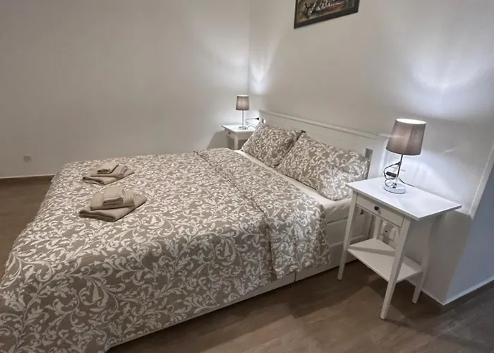 Il Centro Apartments-salsomaggiore Terme סלסומאג'יורה טרמה